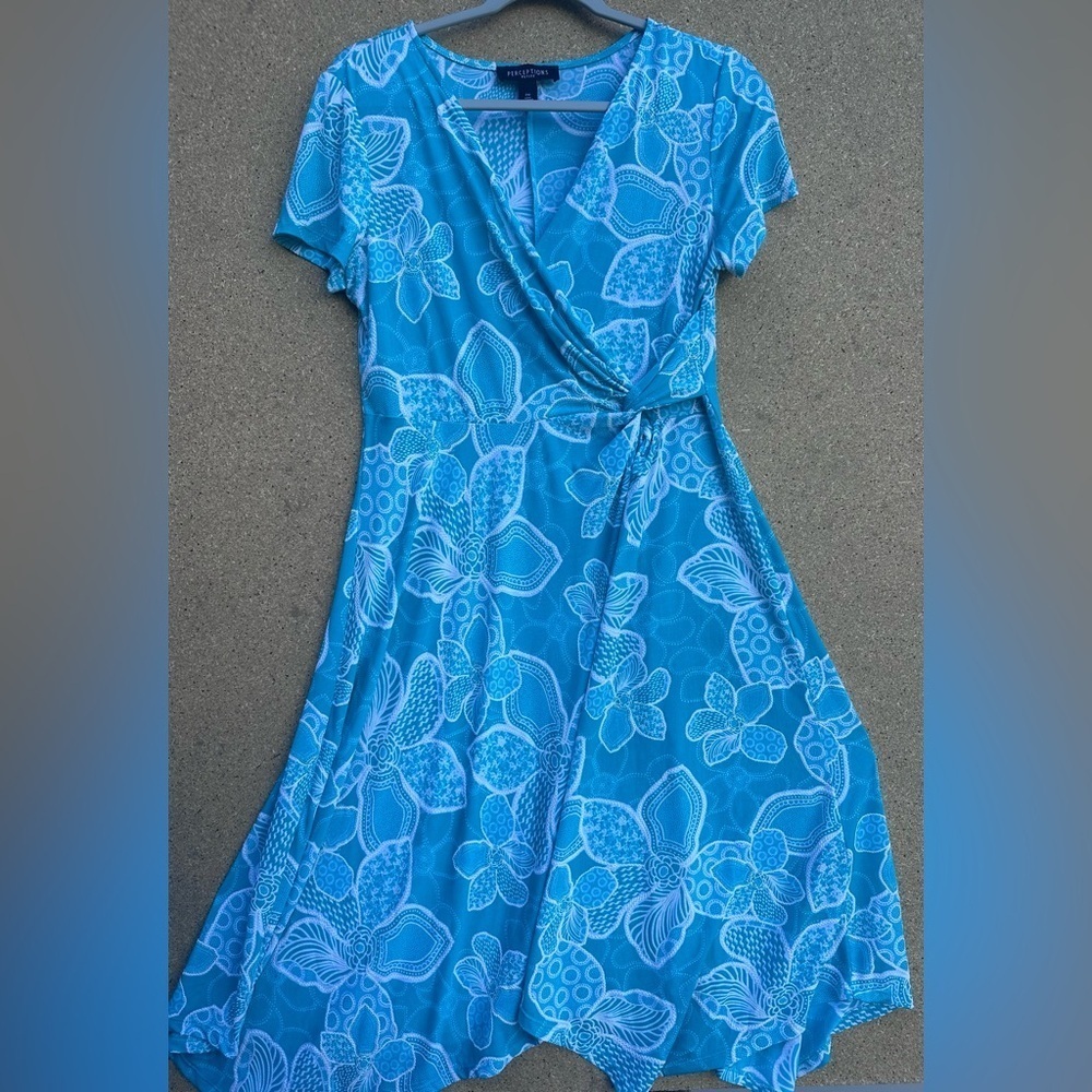 Blue Flutter Sleeve V-Neck Sundress Perceptions Size Medium